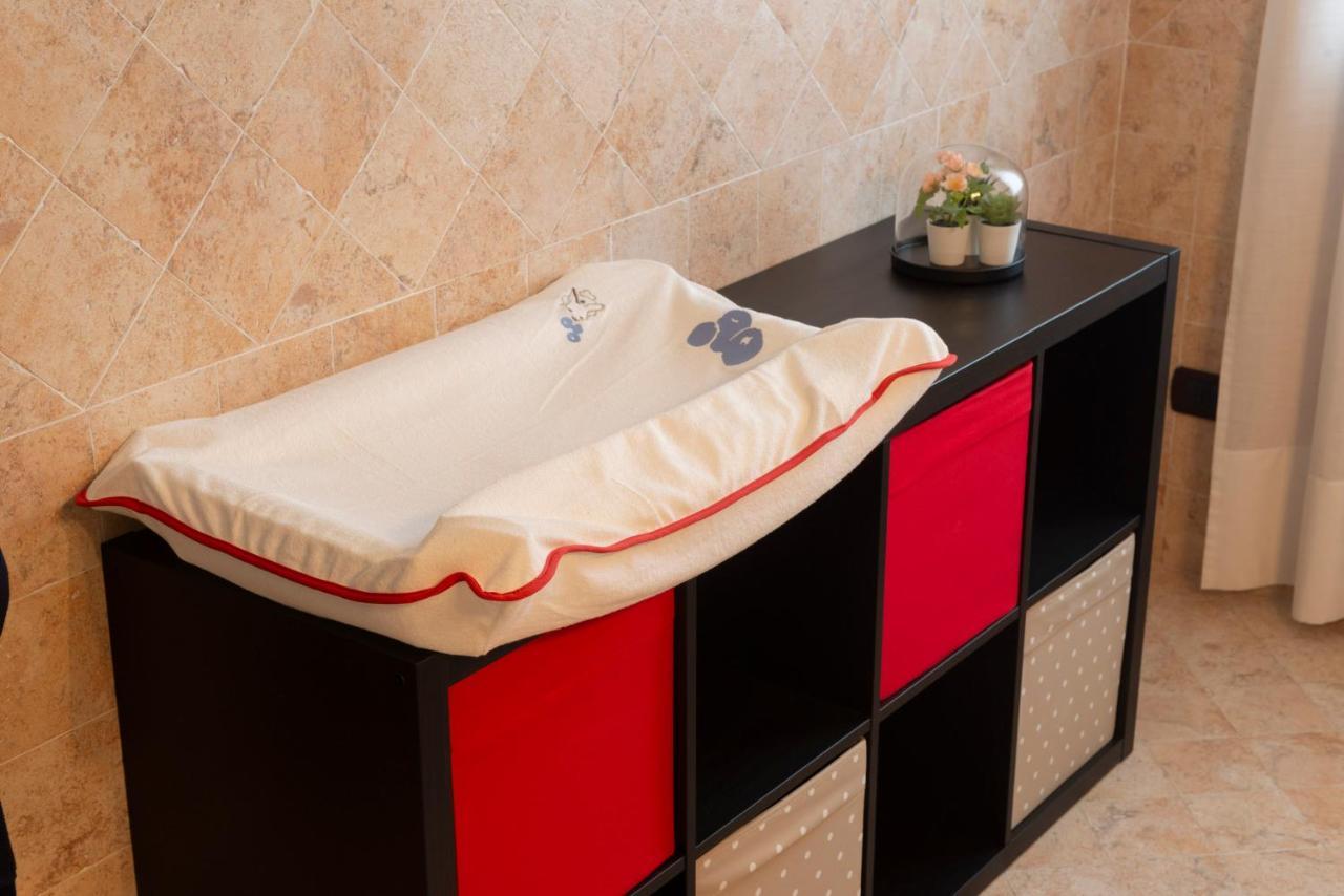 Villa Mara - Aosta - 200 Mq - Wifi - Jacuzzi - Parcheggio - Giardino Bagian luar foto
