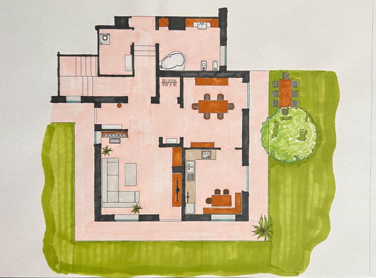 Villa Mara - Aosta - 200 Mq - Wifi - Jacuzzi - Parcheggio - Giardino Bagian luar foto